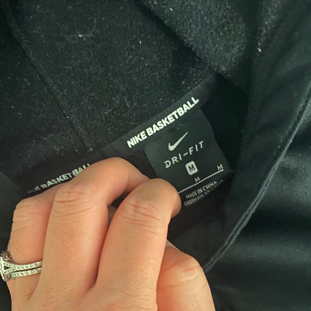 Men nike jacket!